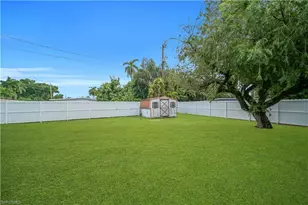 77 Glenmont Dr W, North Fort Myers, FL 33917 - Photo 34
