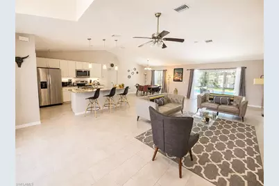 1008 SW 33rd Ter, Cape Coral, FL 33914 - Photo 4
