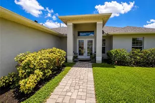 1008 SW 33rd Terrace, Cape Coral, FL 33914 - Photo 2