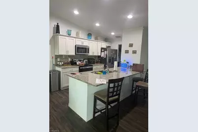 1046 Saturn Ct, Labelle, FL 33945 - Photo 1