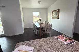 1046 Saturn Ct, Labelle, FL 33945 - Photo 2