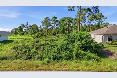 728 Asher St E, Lehigh Acres, FL 33974 - Photo 2