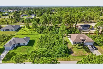 728 Asher St E, Lehigh Acres, FL 33974 - Photo 8