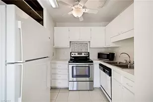 2350 W First St, Fort Myers, FL 33901 - Photo 8