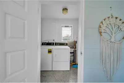 77 Glenmont Dr W, North Fort Myers, FL 33917 - Photo 20