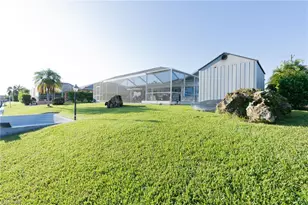 115 SE 35th Terrace, Cape Coral, FL 33904 - Photo 30