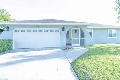 115 SE 35th Ter, Cape Coral, FL 33904 - Photo 8