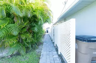 115 SE 35th Terrace, Cape Coral, FL 33904 - Photo 24