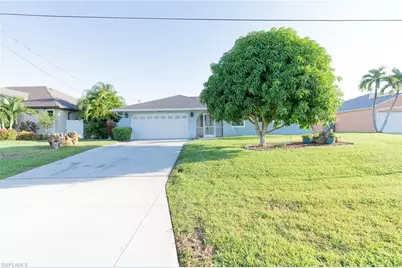 115 SE 35th Ter, Cape Coral, FL 33904 - Photo 2