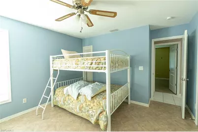 115 SE 35th Ter, Cape Coral, FL 33904 - Photo 18