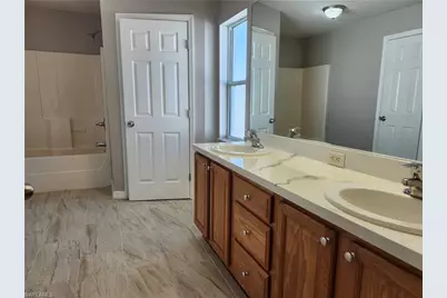 1713 SW 13th St, Cape Coral, FL 33991 - Photo 20