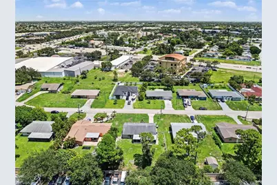 638 NE 15th Ct, Cape Coral, FL 33909 - Photo 38