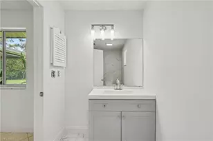 638 NE 15th Ct, Cape Coral, FL 33909 - Photo 16