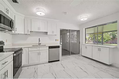 638 NE 15th Ct, Cape Coral, FL 33909 - Photo 1