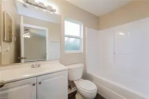 215 Manasota St, Fort Myers, FL 33913 - Photo 10