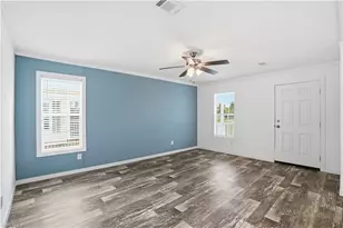 7 Birch Blvd, Fort Myers, FL 33908 - Photo 8