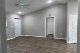6054 N Moss Cir, Labelle, FL 33935 - Photo 10