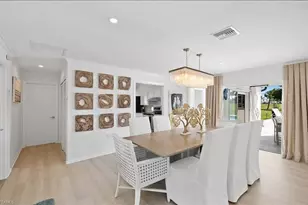 2728 Crayton Rd, Naples, FL 34103 - Photo 8