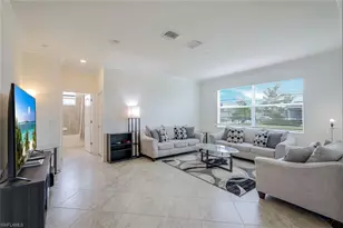4234 Bluegrass Dr, Fort Myers, FL 33916 - Photo 4