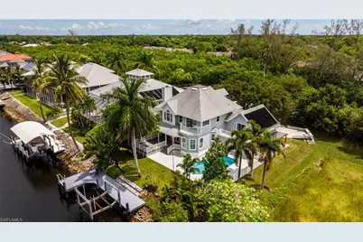 1495 Gordon River Ln, Naples, FL 34104 - Photo 6