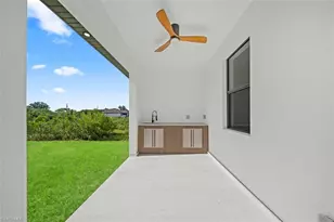 516 Croydon Ave S, Lehigh Acres, FL 33974 - Photo 10