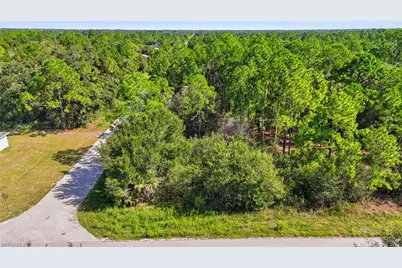 3201 E 14th St, Lehigh Acres, FL 33972 - Photo 4