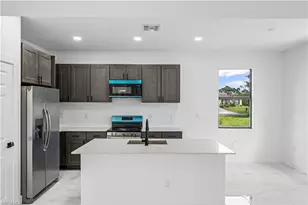 2810 73rd St W, Lehigh Acres, FL 33971 - Photo 6