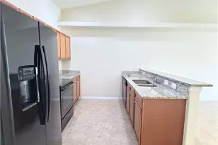 717 SE 7th St, Cape Coral, FL 33990 - Photo 2