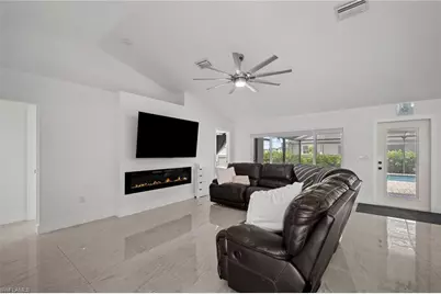 2702 NE 1st Ave, Cape Coral, FL 33909 - Photo 10