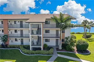 16200 Bay Pointe Blvd, North Fort Myers, FL 33917 - Photo 32