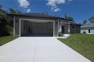 580 Woodview Dr, Lehigh Acres, FL 33972 - Photo 34