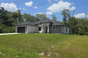 580 Woodview Dr, Lehigh Acres, FL 33972 - Photo 2