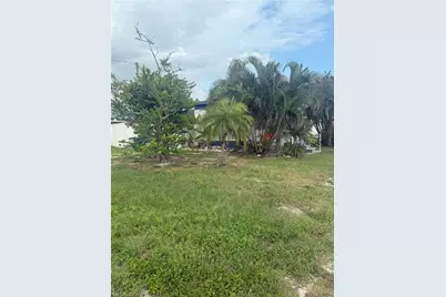 4821 Curlew Dr, Saint James City, FL 33956 - Photo 2