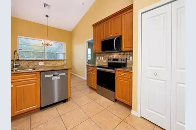 2110 Embers Pkwy W, Cape Coral, FL 33993 - Photo 18