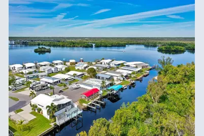 300 Shoreland Dr, Fort Myers, FL 33905 - Photo 26