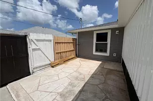 2734 NW 5th St, Cape Coral, FL 33993 - Photo 34