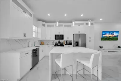 424-426 Grant Blvd, Lehigh Acres, FL 33974 - Photo 10