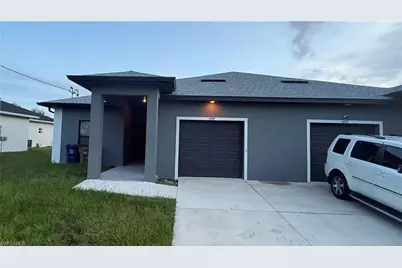 4745 26th St SW, Lehigh Acres, FL 33973 - Photo 4