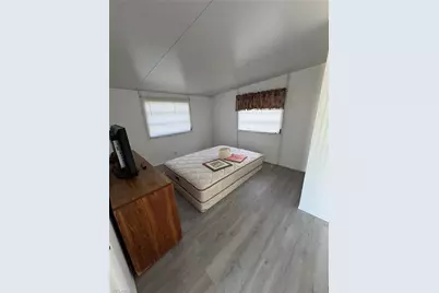 1339 Old Lakeport Rd #7B, Moore Haven, FL 33471 - Photo 10