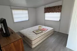1339 Old Lakeport Rd, Moore Haven, FL 33471 - Photo 10