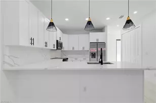 3629 SW Santa Barbara Pl, Cape Coral, FL 33914 - Photo 4
