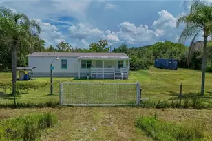 735 N Granja St, Clewiston, FL 33440 - Photo 2