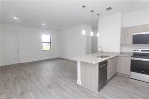 8109 Olive Ct, Labelle, FL 33935 - Photo 10