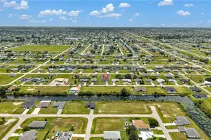 130 NE 25th St, Cape Coral, FL 33909 - Photo 46