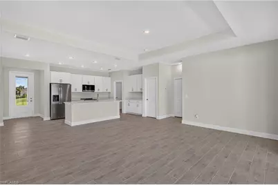 1011 NW 9th St, Cape Coral, FL 33993 - Photo 10