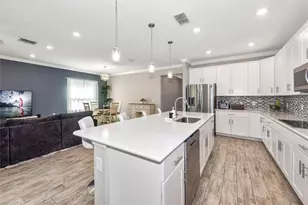 8753 Cascade Price Cir, North Fort Myers, FL 33917 - Photo 10