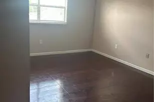 2828 Jackson St N, Fort Myers, FL 33901 - Photo 4