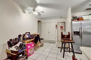 1305 SE 8th Ave, Cape Coral, FL 33990 - Photo 8
