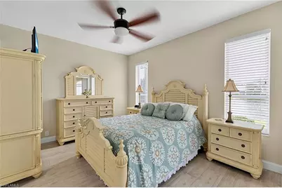 8760 Stockbridge Dr, Fort Myers, FL 33908 - Photo 14