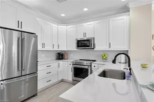 8760 Stockbridge Dr, Fort Myers, FL 33908 - Photo 4